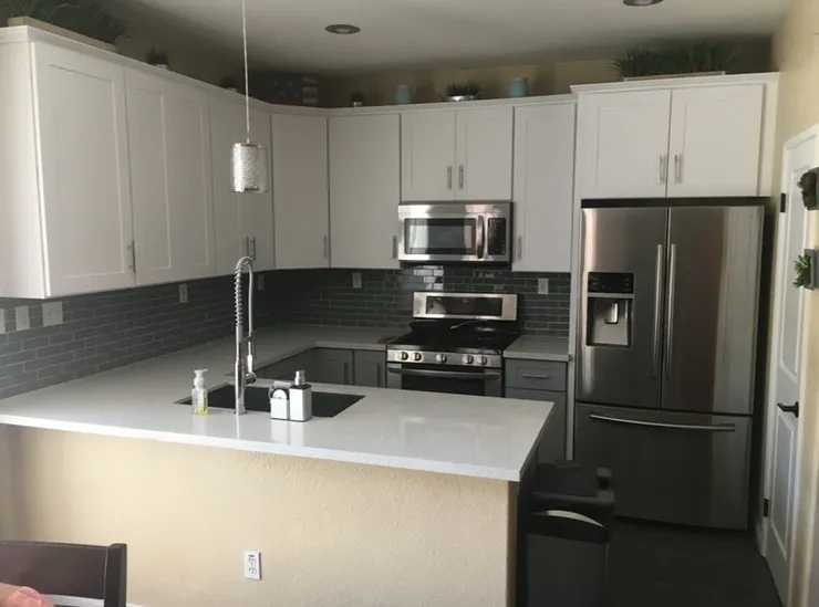 Modern kitchen remodel in Ontario, CA